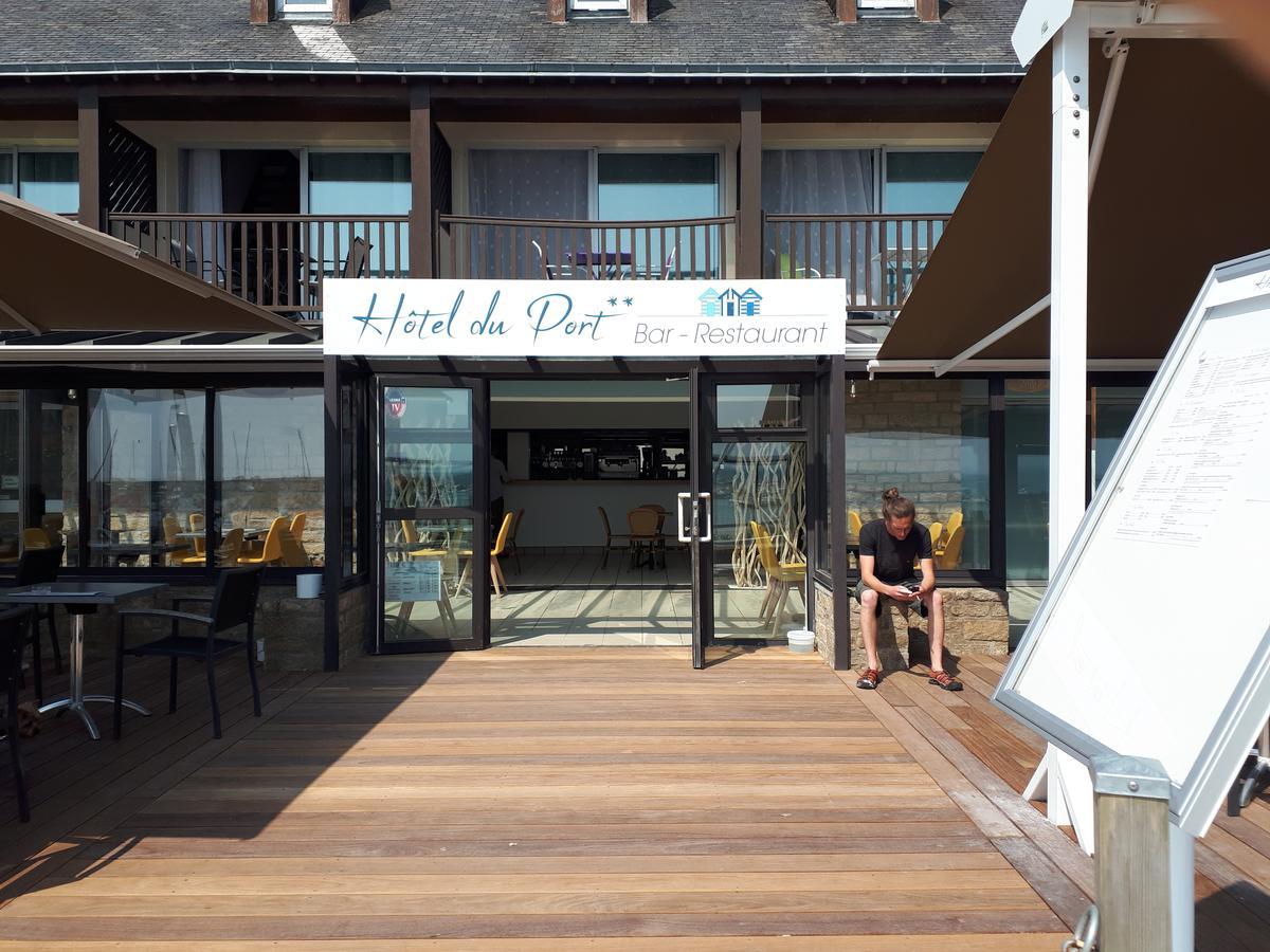 סרזו Hotel Du Port Bar Restaurant מראה חיצוני תמונה