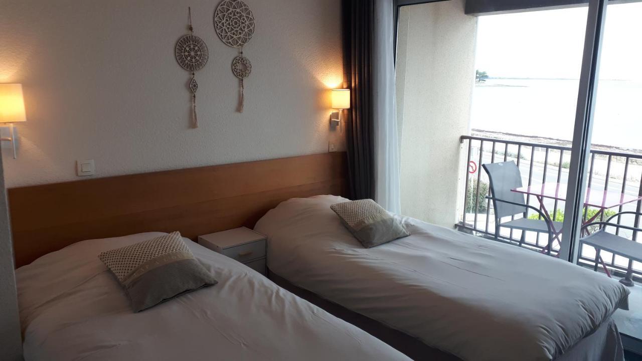 סרזו Hotel Du Port Bar Restaurant מראה חיצוני תמונה